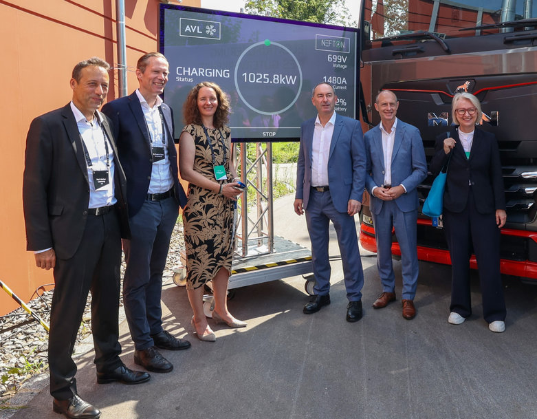 MAN Truck & Bus, Technische Universität München und weitere Partner stellen Ergebnisse von Lade-Infrastruktur-Forschungsprojekt NEFTON vor